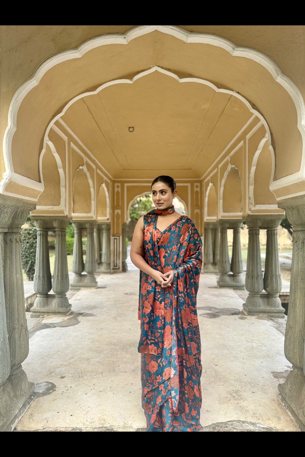 Rustbed Saree and Blouse (Set of 2)