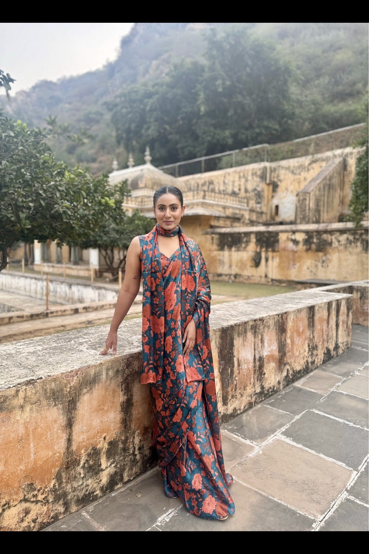 Rustbed Saree and Blouse (Set of 2)