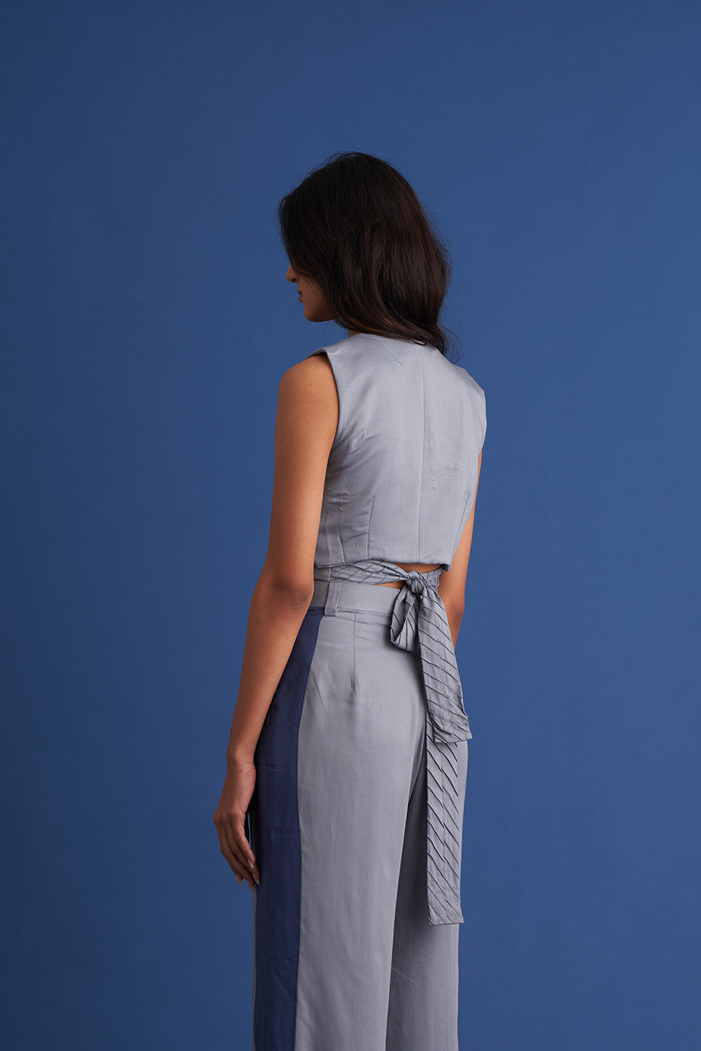 Vest - Ultimate Grey